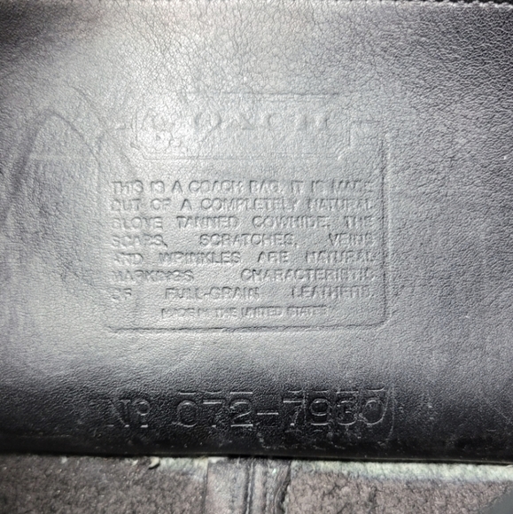 Coach Vintage 70s Black Leather City Bag - Picture 9 of 17